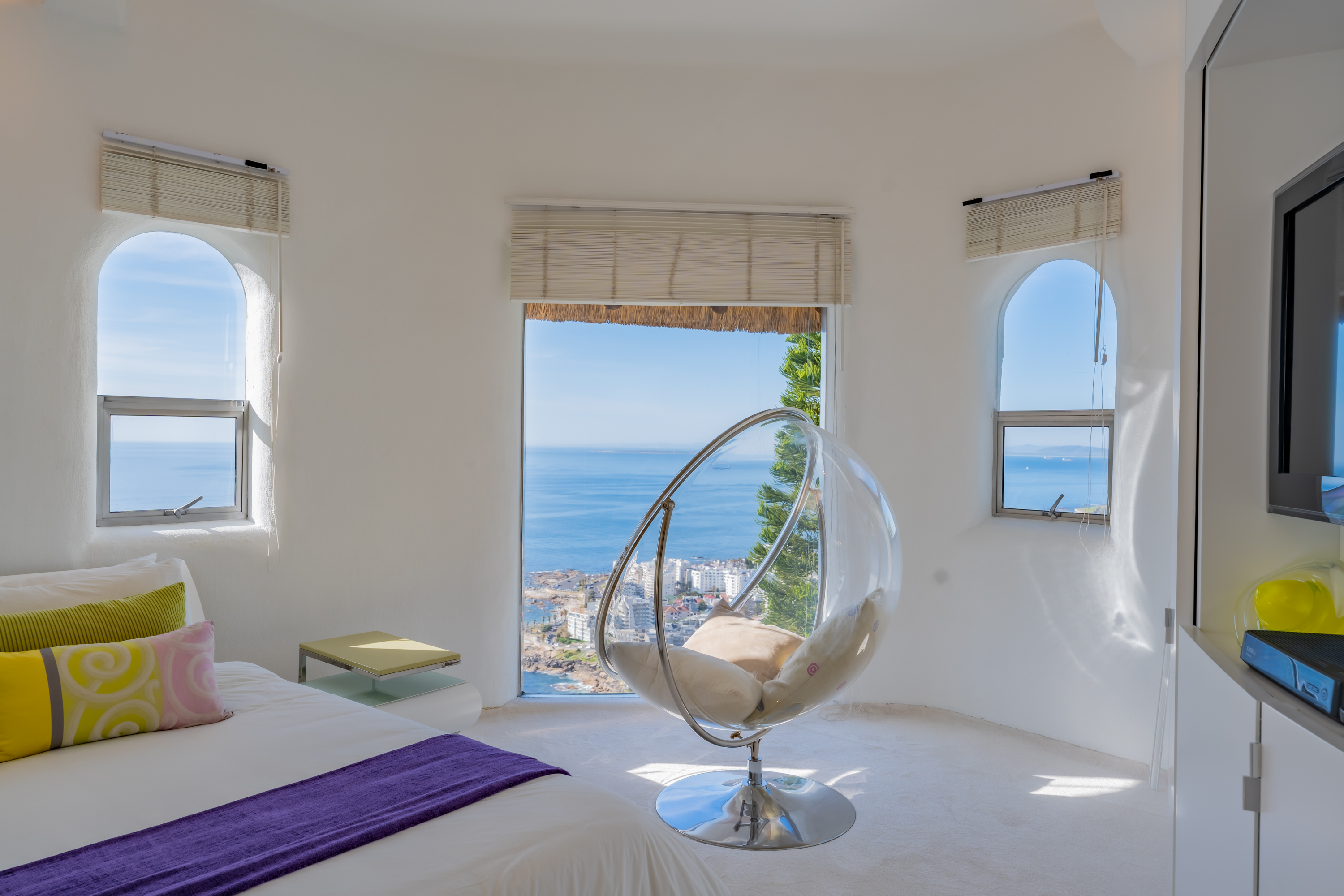 6 Bedroom Property for Sale in Bantry Bay Western Cape